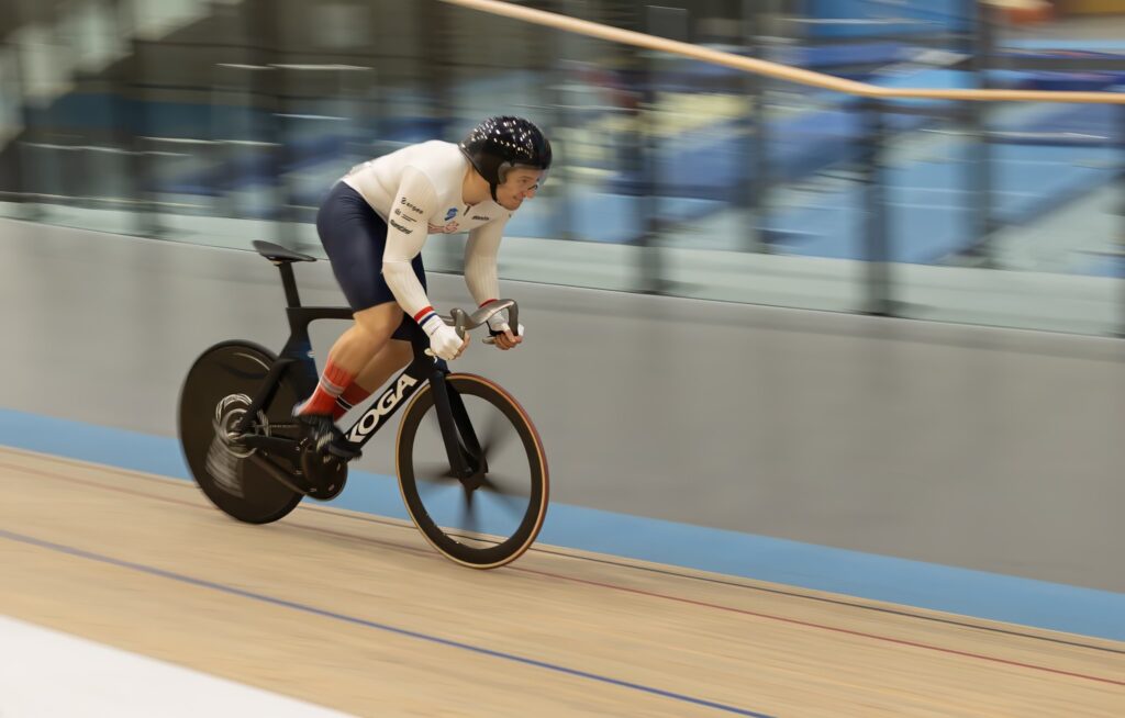 Tim fra NM Enkeltdistanser i Vår Energi Arena Sola 2025 (Foto: Geir Ludviksen)