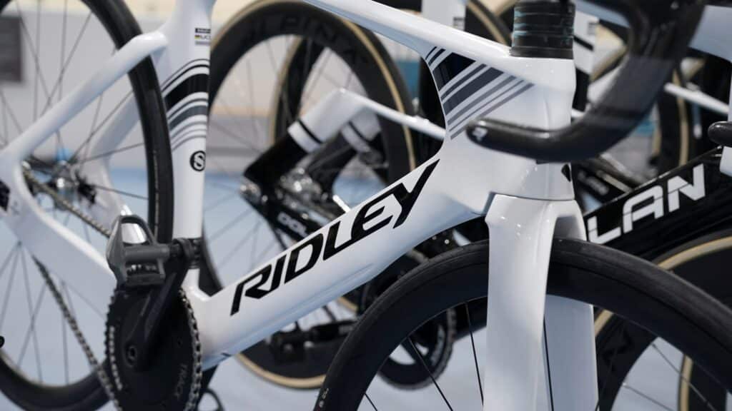 Det finnes også et par Ridley Omnium Fast i strl M